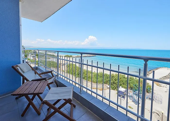 Family Regata Ahyolu