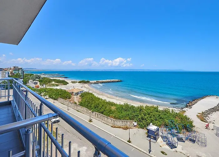 Otel Family Regata Ahyolu