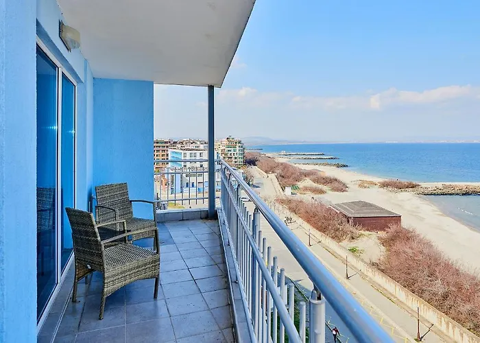 Отель Family Regata