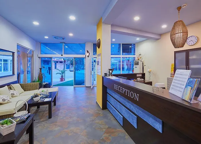 Отель Family Regata Поморие